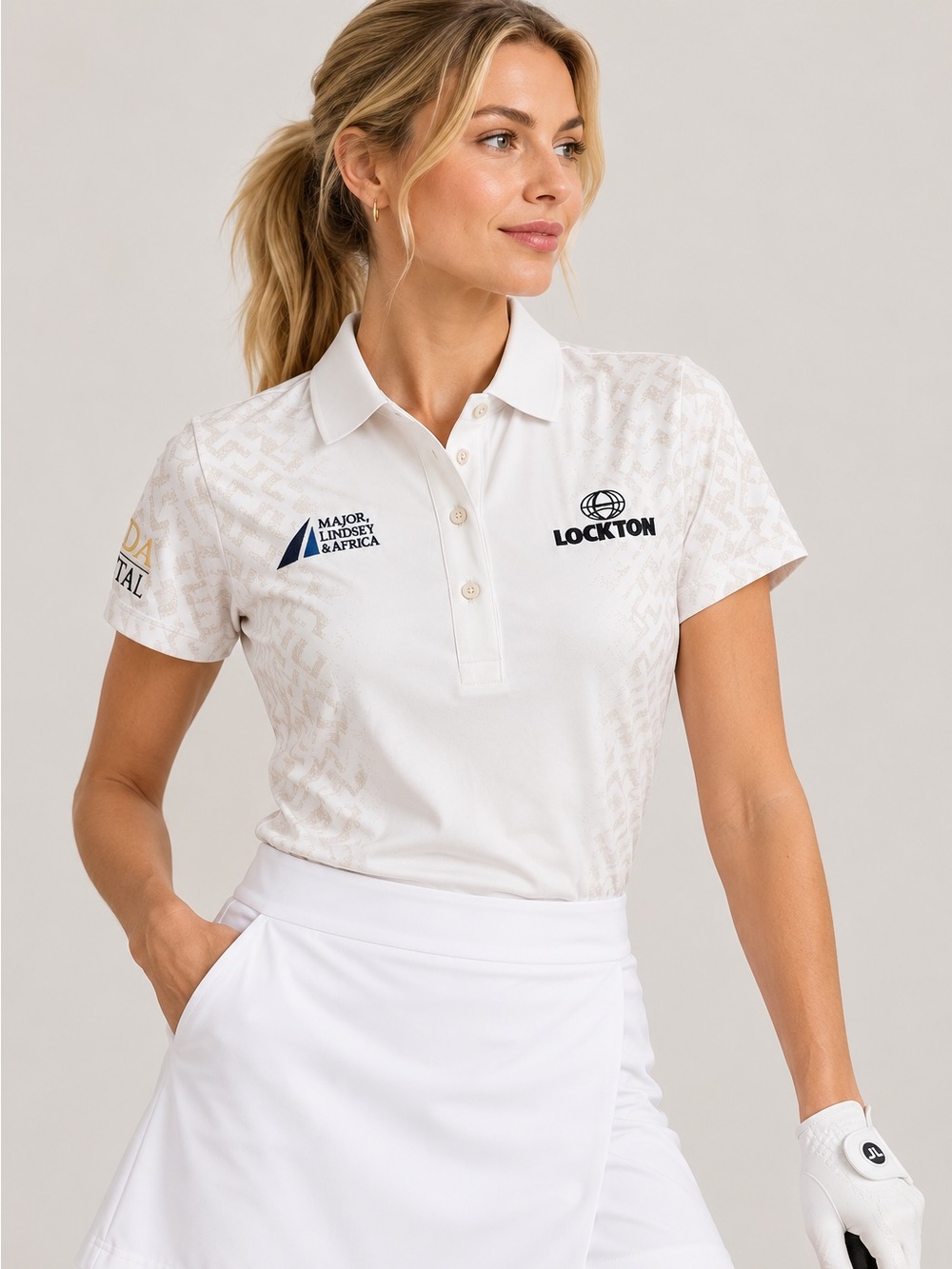 J. Lindeberg Karrie Polo Moonbeam Corporate Golf Shirt Size Medium NWT